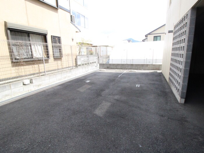 駐車場 BEL CASA