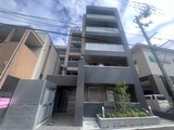 RIKI RESIDENCE