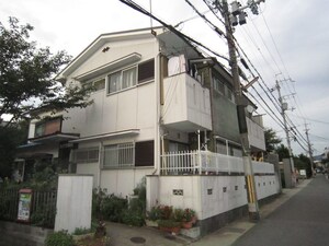 ハイツ御陵