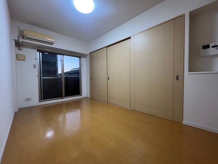 居室 ジュネ－ゼグラン上本町(６０３)