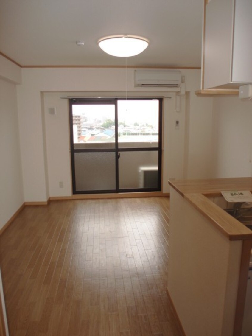 居室 アット長田