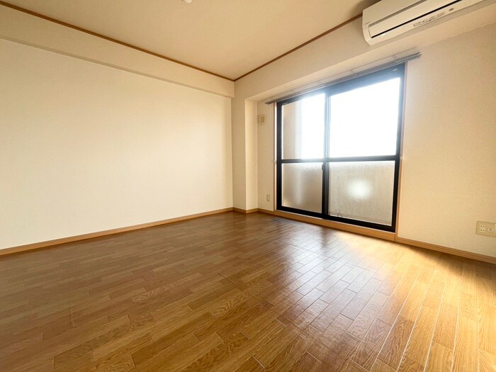 居室 アット長田