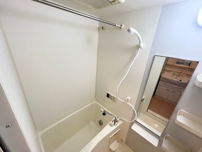 バス／シャワールーム等 アット長田