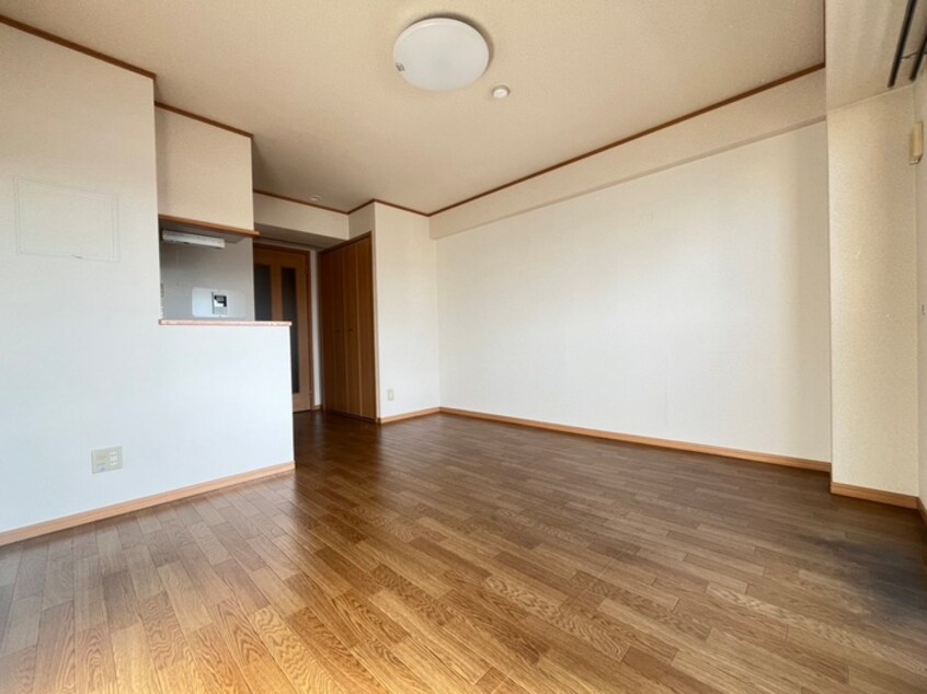 居室 アット長田