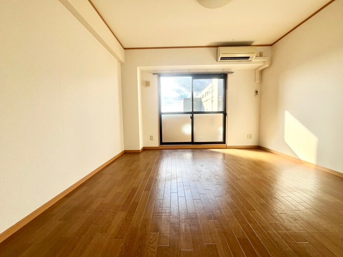 居室 アット長田