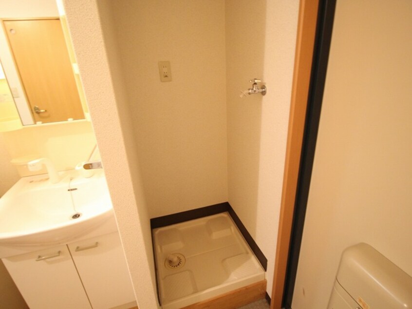 洗濯機置場 Ｍプラザ香里参番館