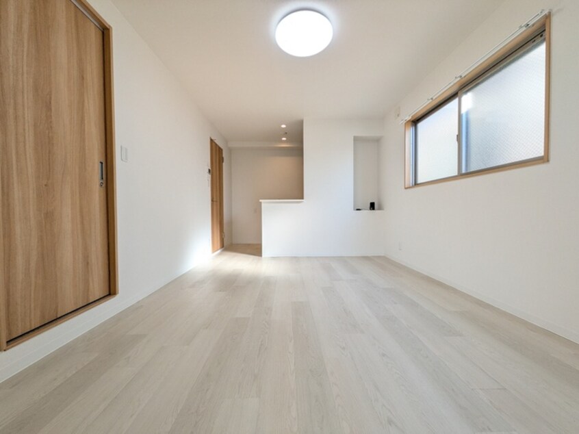 居室 フィユフラッツ中桜塚