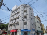 ホワイトヴィラ
