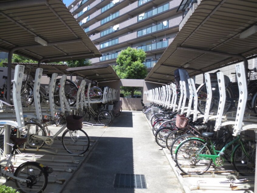 駐輪場 サンファ－スト京橋