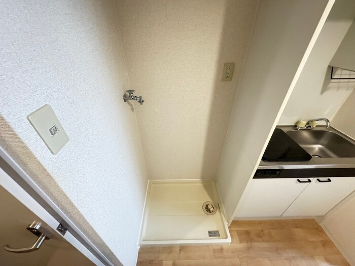 洗濯機置場 メゾンシャテ－ニュ