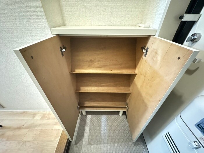 靴箱 メゾンシャテ－ニュ