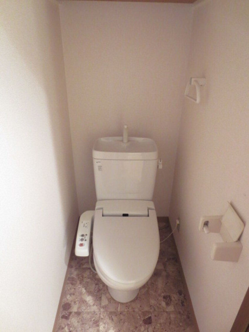 トイレ ＭＥＳＳＡＧＥ東京橋