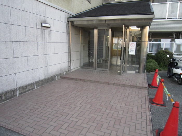 エントランス部分 ハピネス渚