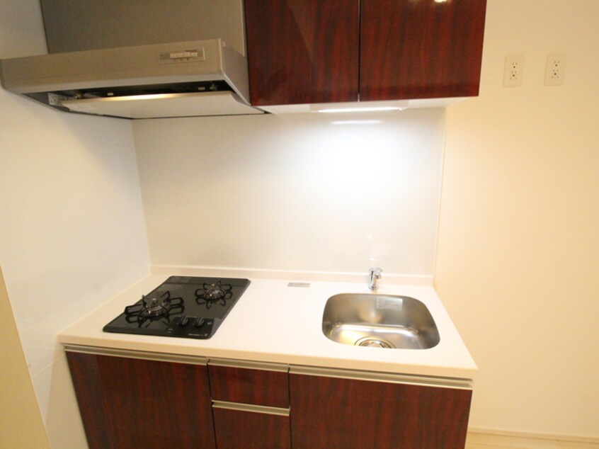 キッチン プレジオ江坂ＳＯＵＴＨ