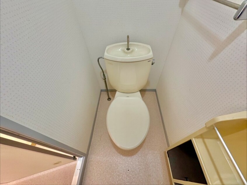 トイレ ＫひるさいどてらすＡ