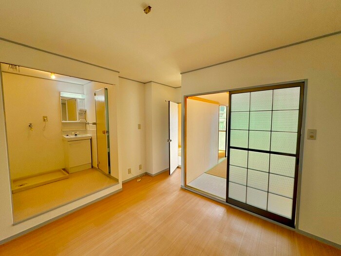 内観写真 ＫひるさいどてらすＡ