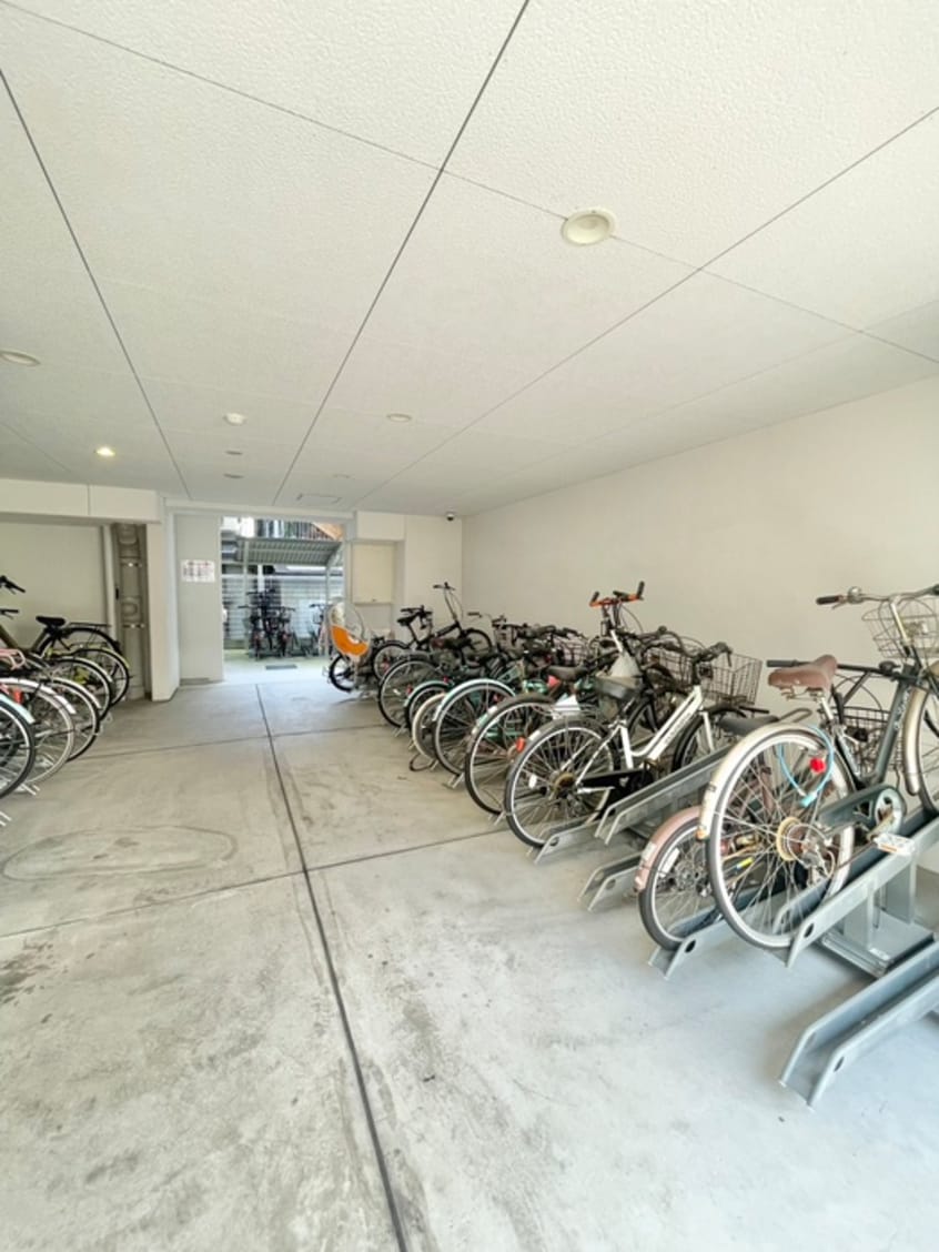 駐輪場 セレニテ夕陽丘ＥＳＴ