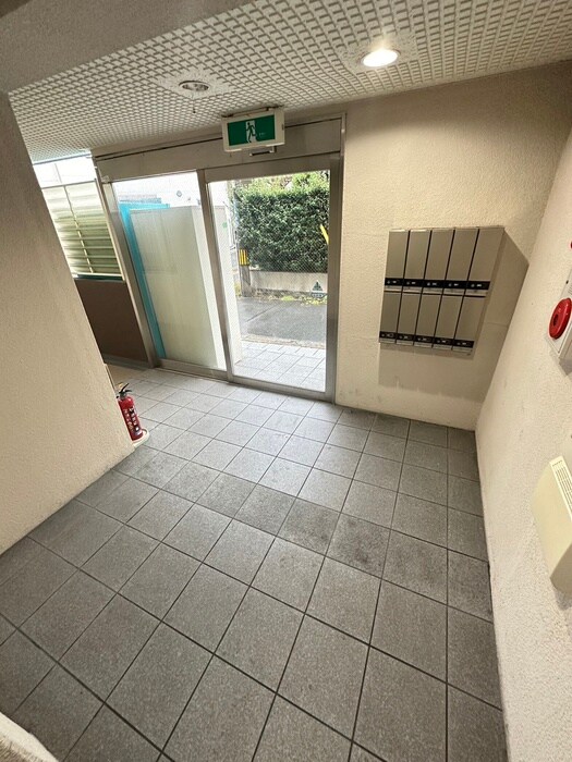 エントランス部分 シェリール