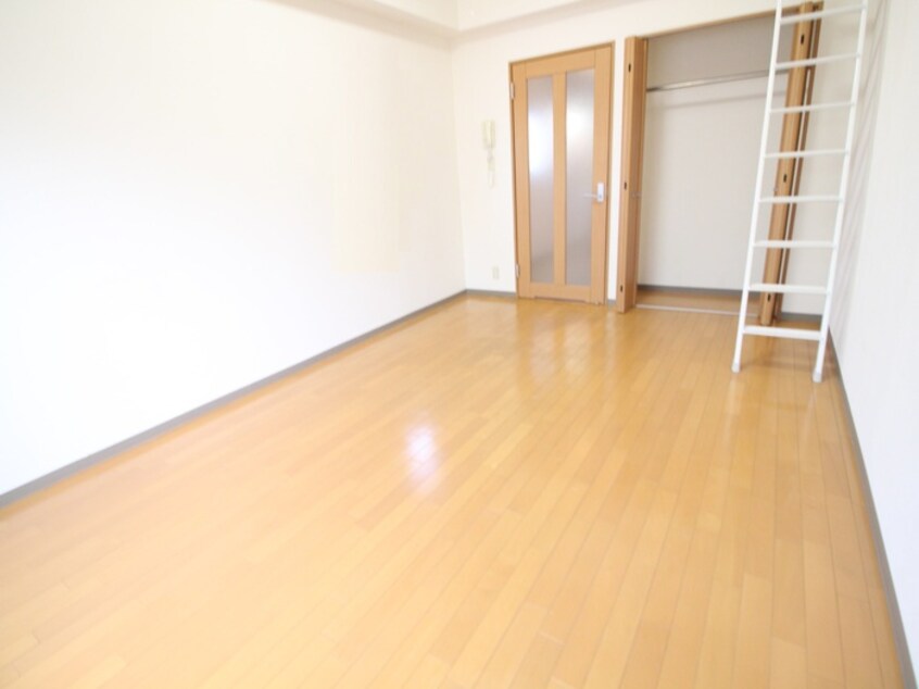 居室 西大路御池ハイツ・イチキ