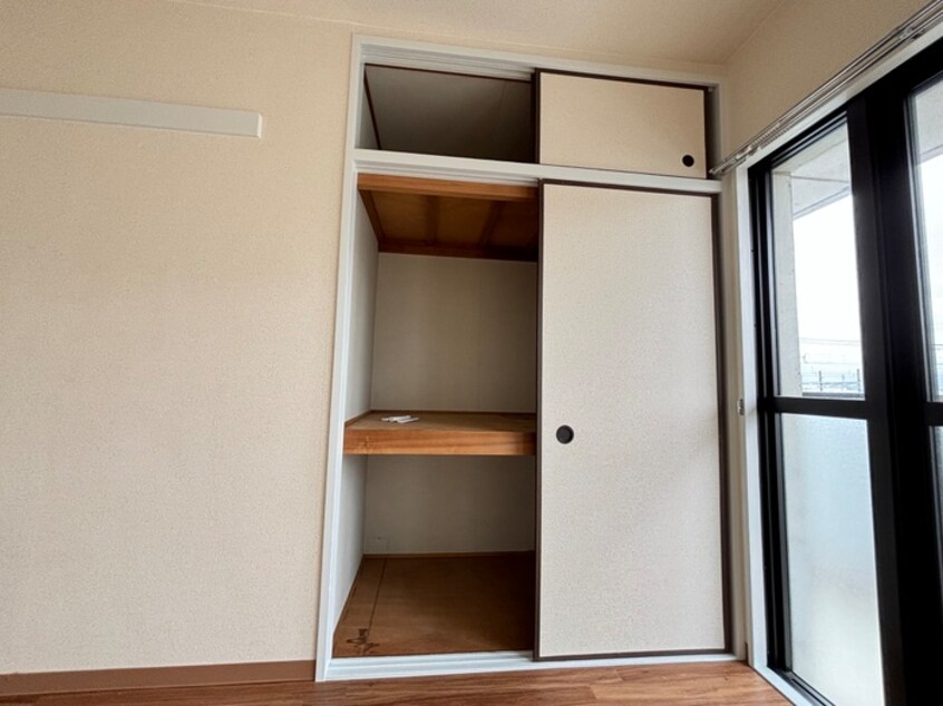 収納 CASA西向日