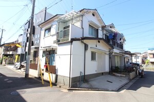 春日町貸家