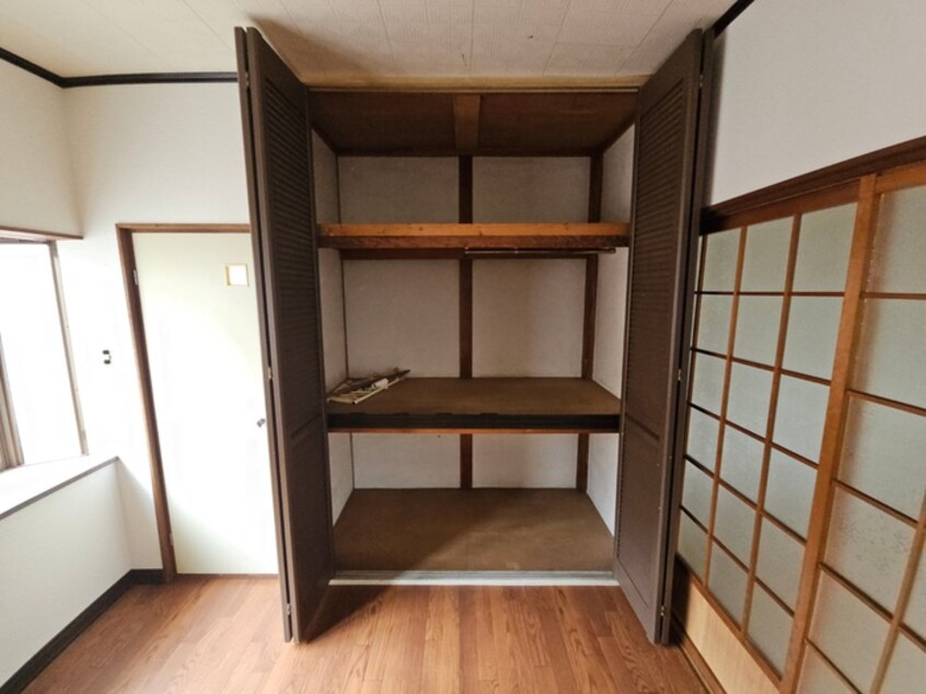 収納 ハイツ石村