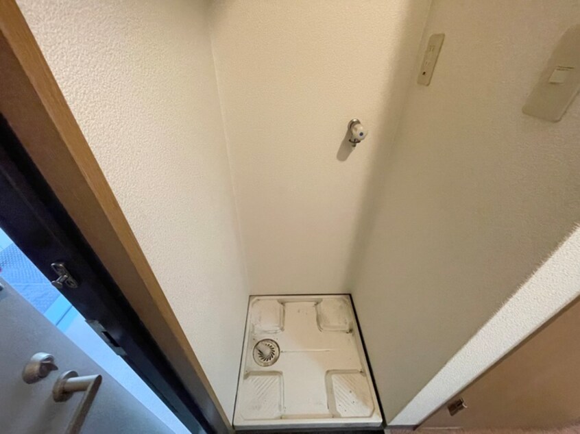 洗濯機置場 ドエル大倉山