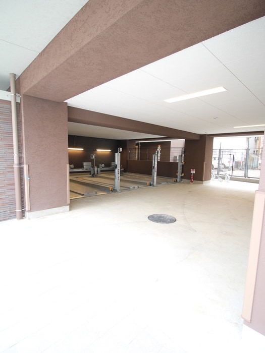 駐車場 M`s COMFORT ESAKA