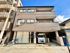 ニューエスト(301)
