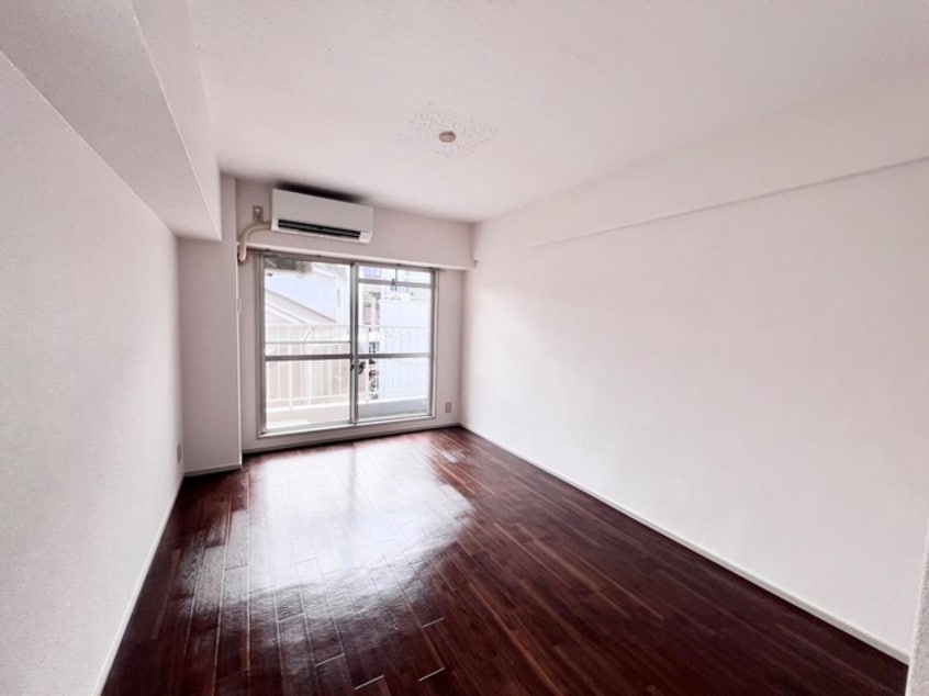 居室 グランデ－ジ東難波