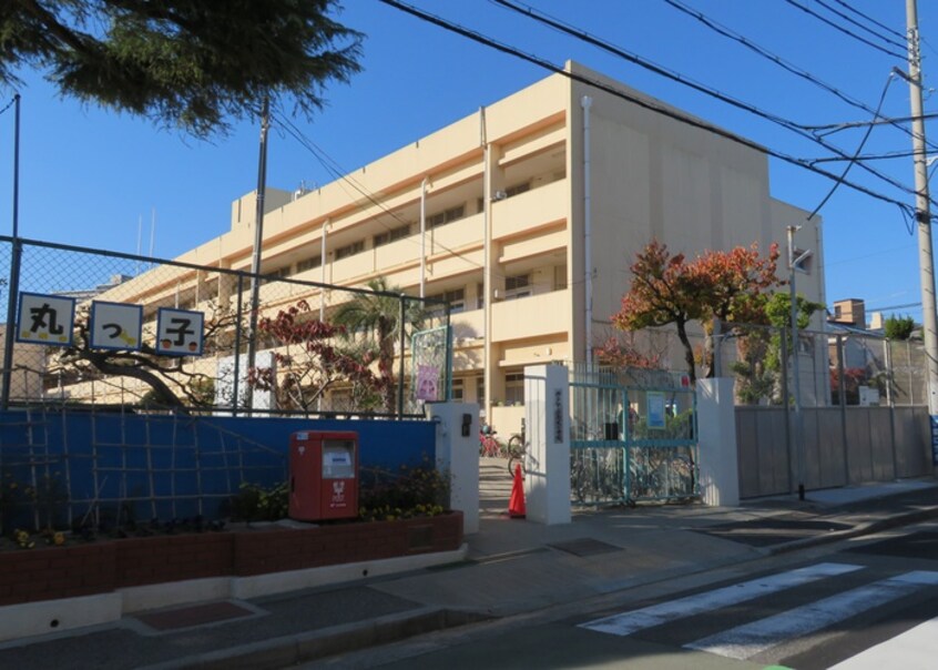 神戸市立高丸小学校(小学校)まで150m 高丸ビルA棟（207）