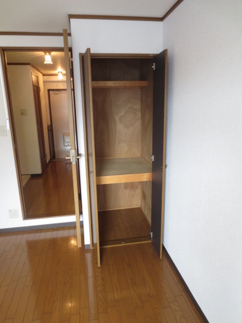 収納 ビアンヌール川西