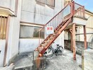 エントランス部分 芝　文化