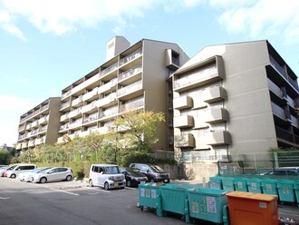 エイブル 千里中央ﾊﾟｰｸ ﾋﾙｽﾞｊ棟 504 マンション の建物 住宅情報 エイブル賃貸不動産アーカイブで 駅沿線と住所から賃貸物件 賃貸マンション アパート 一戸建て のお部屋探し 大阪府豊中市 千里中央ﾊﾟｰｸ ﾋﾙｽﾞｊ棟 504 マンション