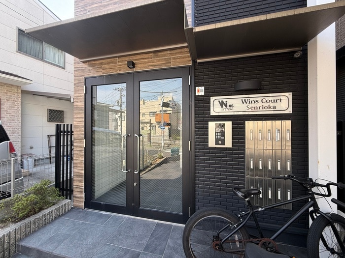 エントランス部分 ウインズコート千里丘