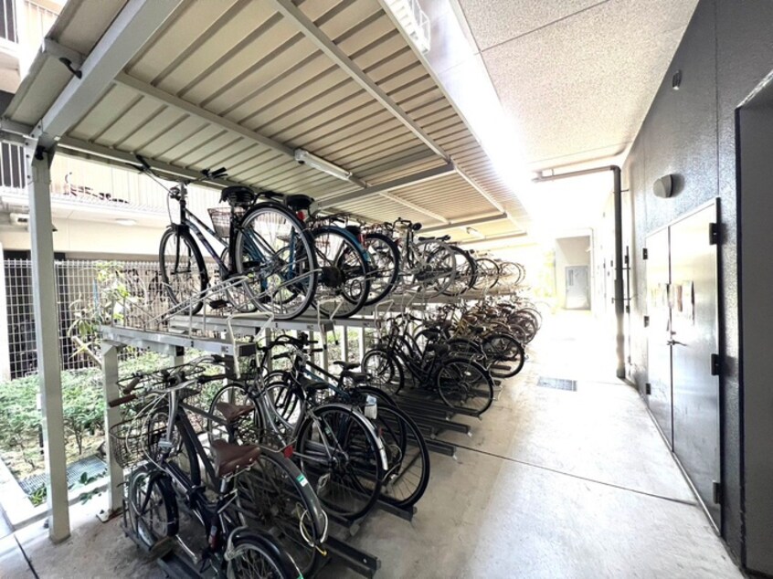 駐輪場 ｴｽﾃﾑｺｰﾄ阿波座ﾌﾟﾚﾐｱﾑ(301)