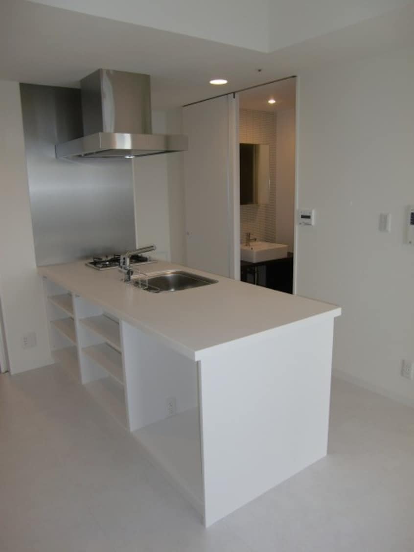 内観写真 リバ－サイドタワ－中之島