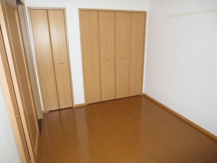 居室 ピアッツァフィオ－レ