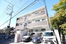カ－スル岡町の外観