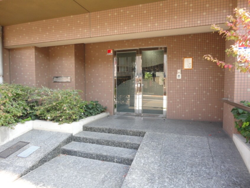 エントランス部分 ベルテック武庫川