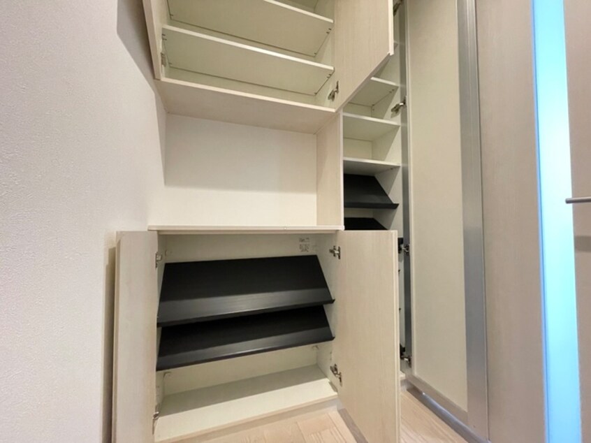 靴箱 MAKANI長岡京