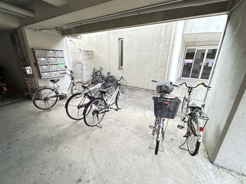 駐輪場 ドミトリー小川