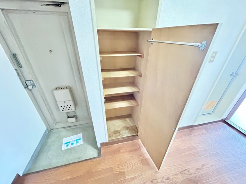 収納 ドミトリー小川