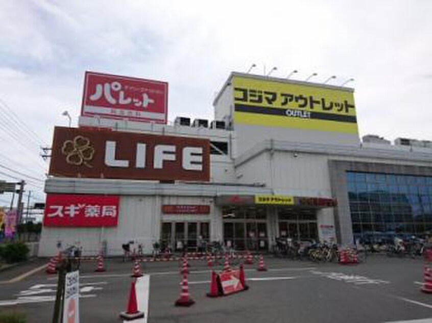 コジマアウトレット（家電量販店）(電気量販店/ホームセンター)まで800m 堺区永代町2-2-27テラス