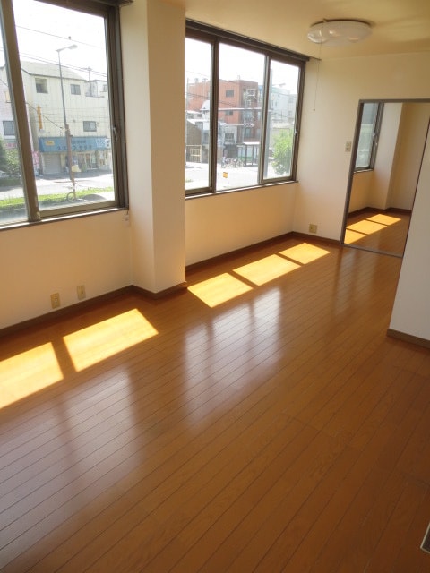 居室 セント大正