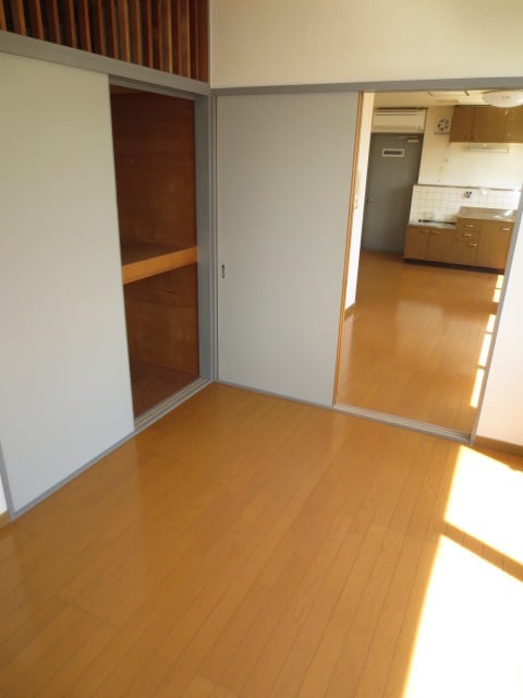居室 セント大正