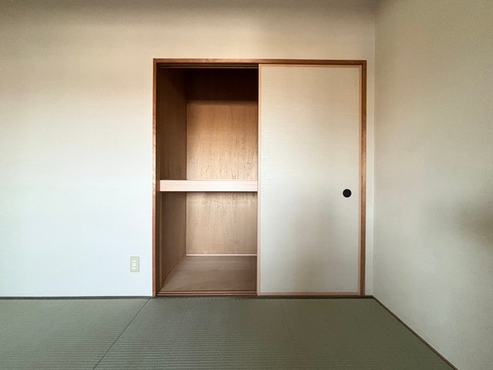 収納 カトル・セゾン　中甚