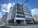 ｸﾛｰﾊﾞｰ･ｸﾚｱ石橋阪大前の外観