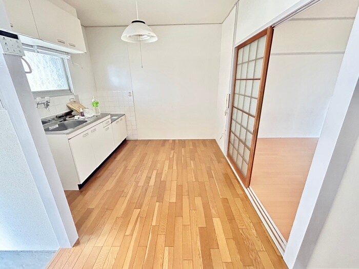 居室 エイコーハイツ