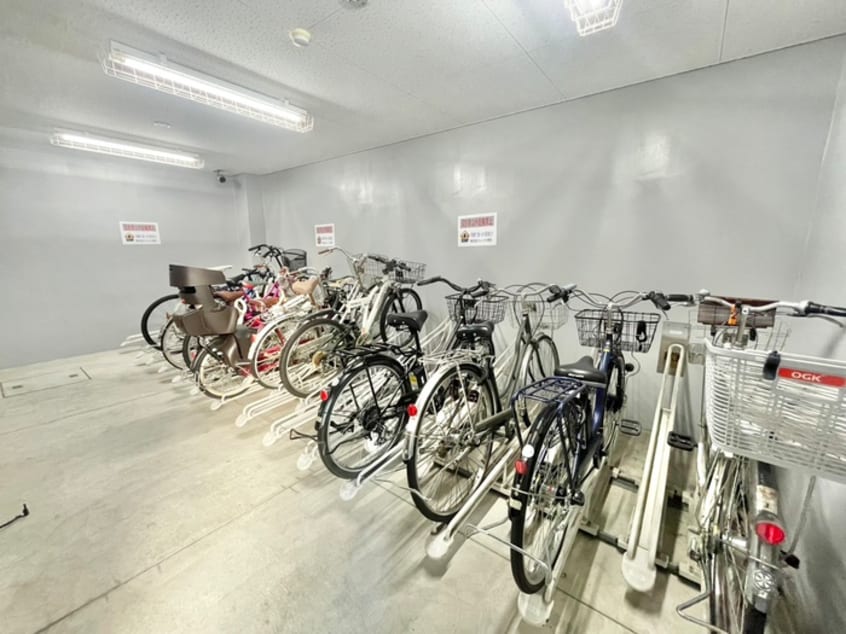 駐輪場 CITY SPIRE上町台